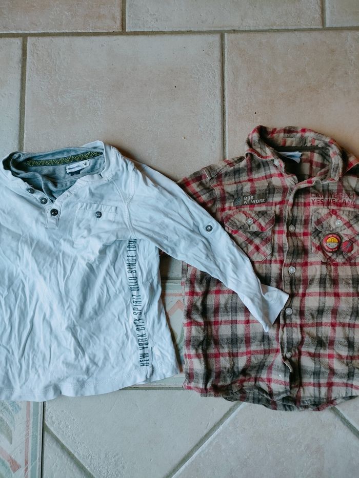 Lot taille 4 ans de 1 chemise Bob le Bricoleur et 1 Tee shirt doublé