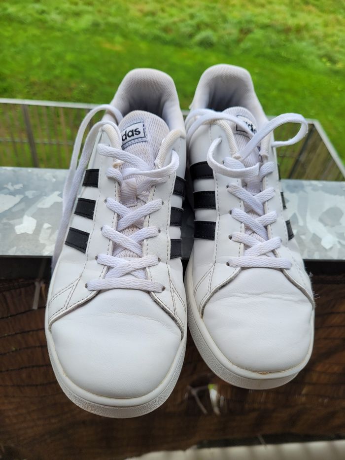 adidas T35,5 (10e)