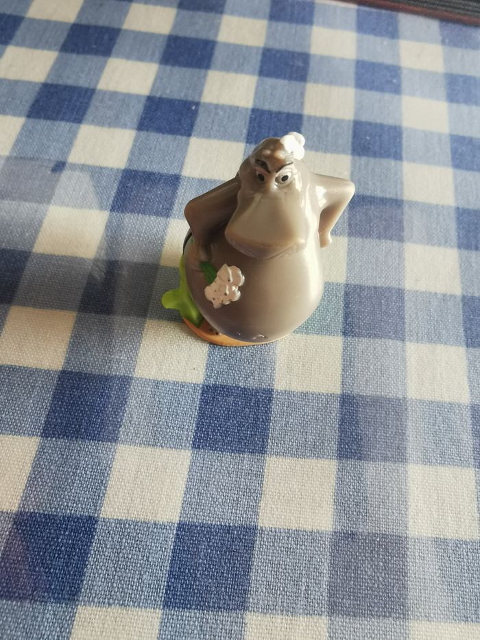 Figurine hippopotame Gloria Madagascar Kinder - photo numéro 2