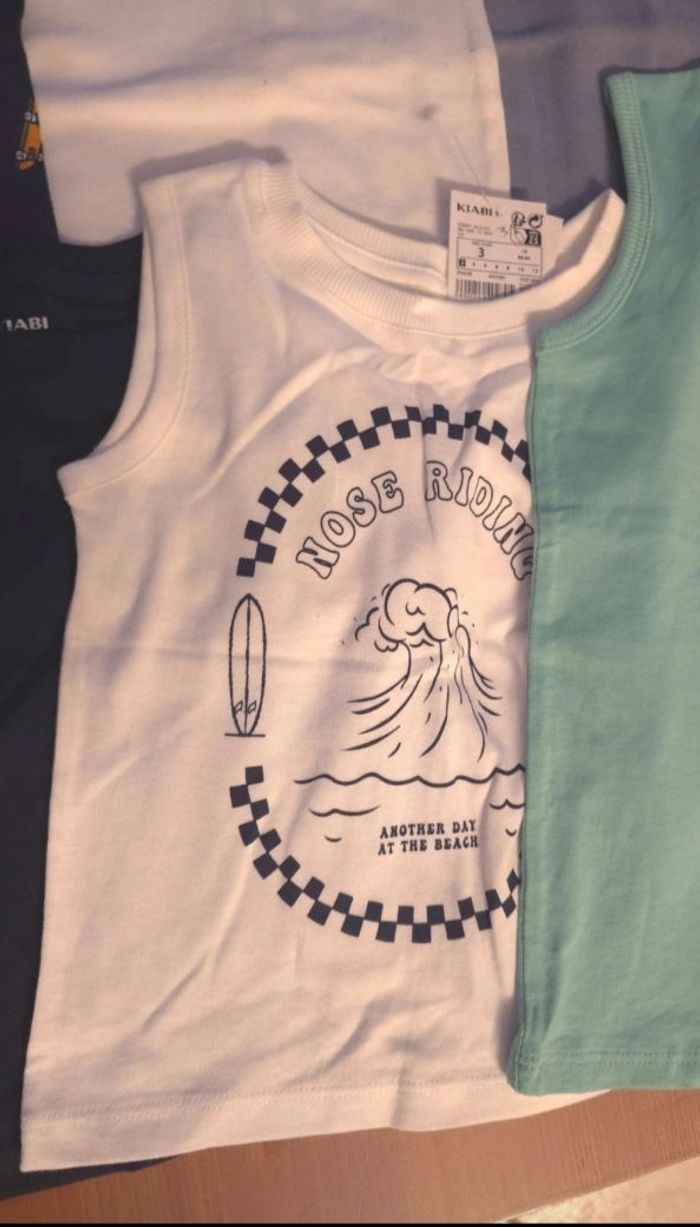 (Neufs non portés)🏷🥰💙 lot maillots de corps /débardeurs 36mois/3ans garçon 🥰💙 - photo numéro 7