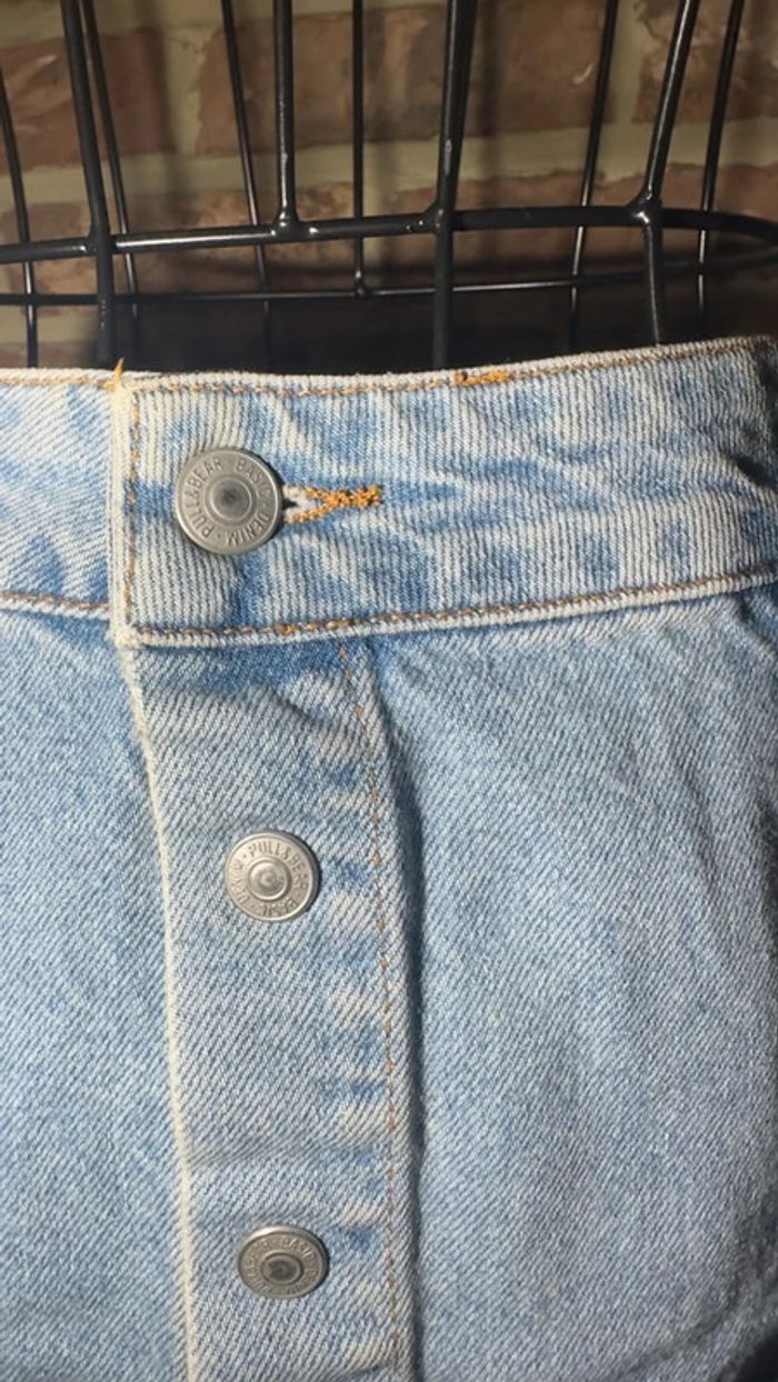 Jupe en jeans bleu clair patineuse Pull and Bear Taille S / 36 - photo numéro 8