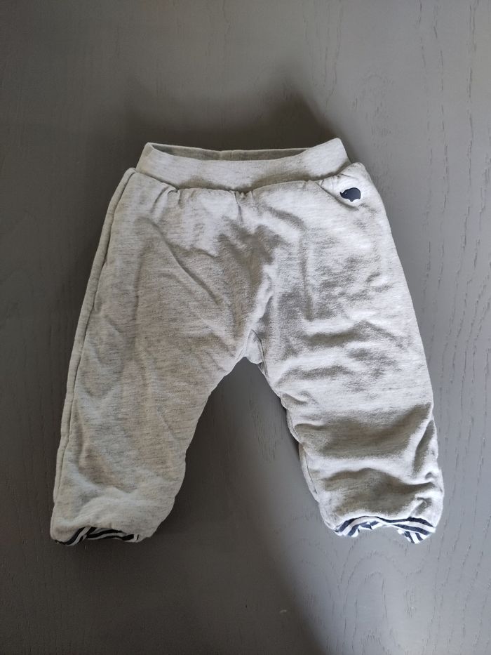 Lot 4 pantalons 1 mois - photo numéro 3