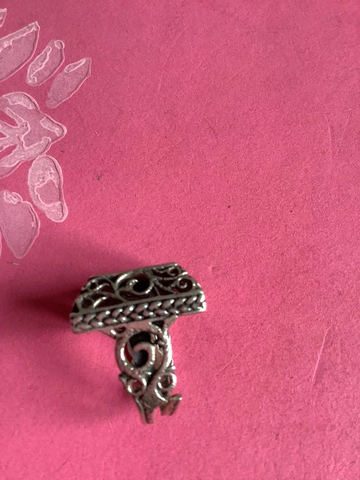 Bague ethnique métal argenté et émail noir taille 54 - photo numéro 4