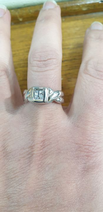 Jolie bague argent massif 925 et zyrconium