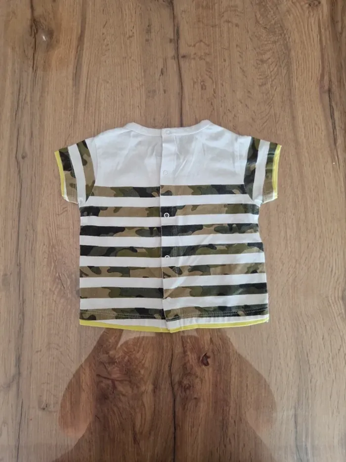 Lot - 5 tee shirt + 1 pull manches courtes - 6 mois - photo numéro 7