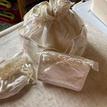 Lot trousse de toilette