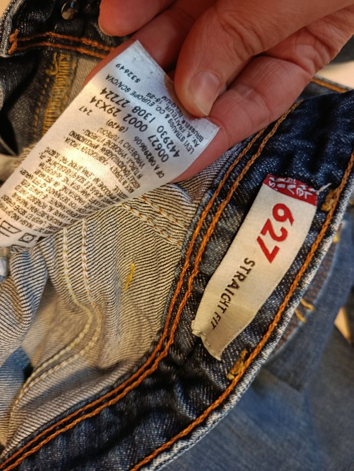 A saisir ! 3 jeans  + 2 pantalons ( dont 1 CAMAÏEU) , femme, tailles 36 et 38  ( Bien lire merci) - photo numéro 6