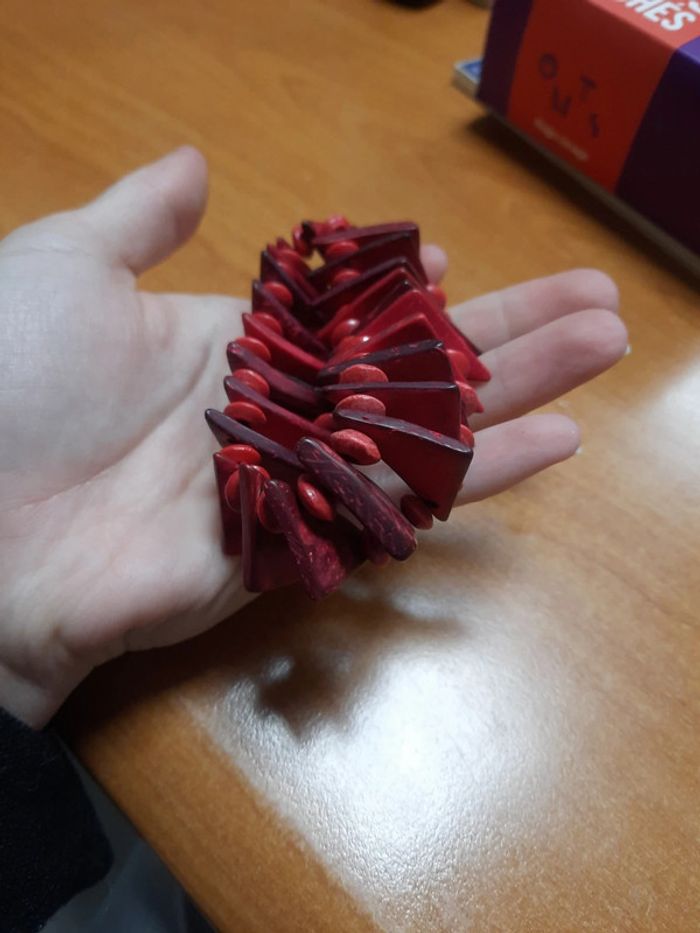 Bracelet large perle rouge bordeaux élastique - photo numéro 2