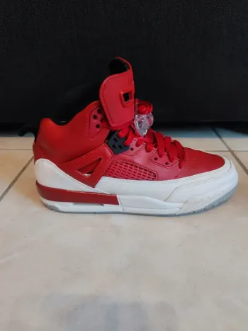 Baskets Nike Air Jordan Spizike – Gym Rouge