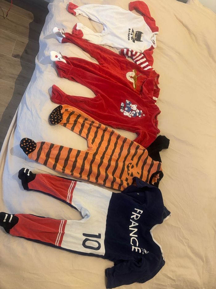 Lot de pyjamas grenouillère garçon 18 mois - photo numéro 2