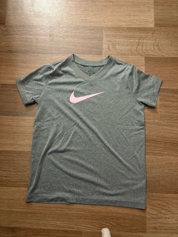 tee-shirts Nike