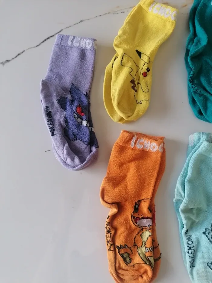 Pokémon kousen - chaussettes 23/26 - photo numéro 2