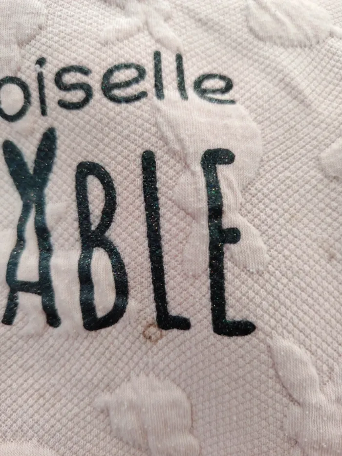 Lot pulls et robe pull 4 ans - photo numéro 3