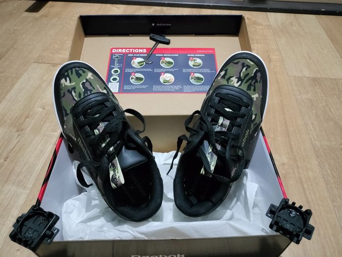 Heelys x Reebok Cl Court Low édition spéciale camouflage T.42  neuves - photo numéro 4