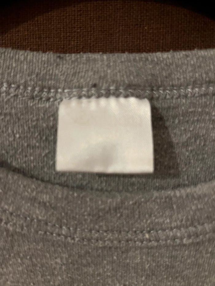 Teeshirt manche longues gris 8 ans - photo numéro 2