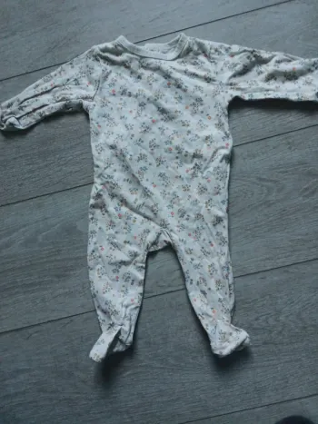 🌹pyjama fille 3 mois kiabi 🌹