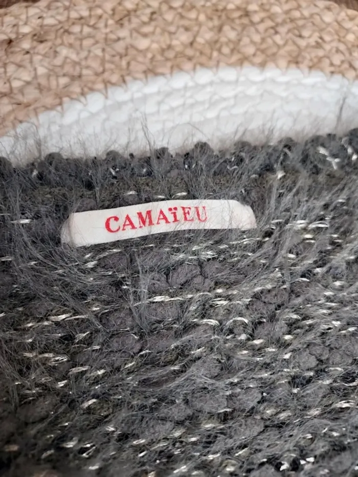 Pull kaki Camaïeu effet poils Taille S - photo numéro 4