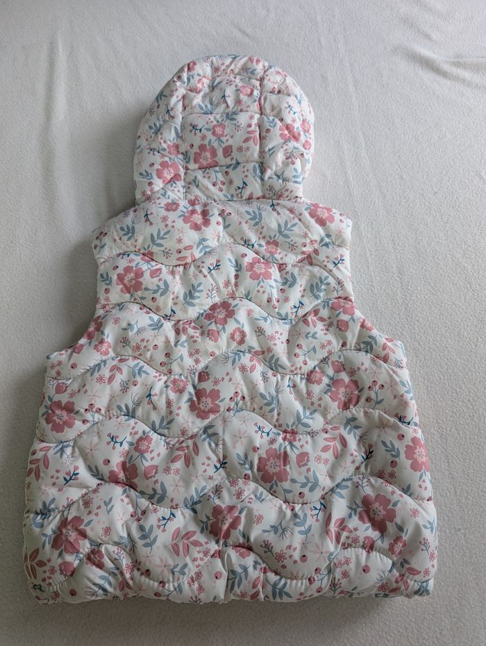 Doudoune sans manche motif floral rose - 110 - C&A - photo numéro 9