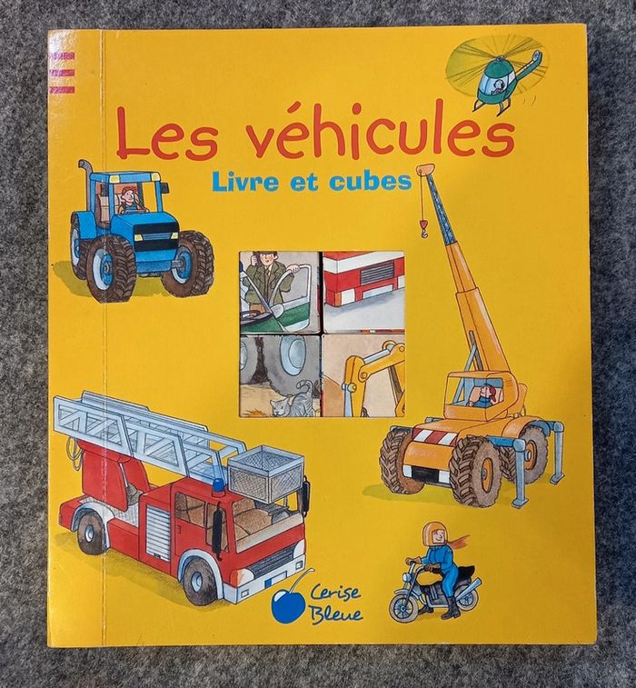 Livre et cubes