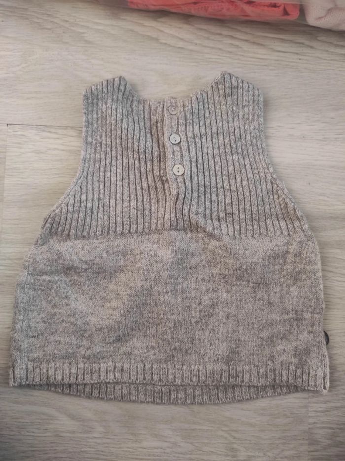 Pull sans manche fille 12 mois - photo numéro 2