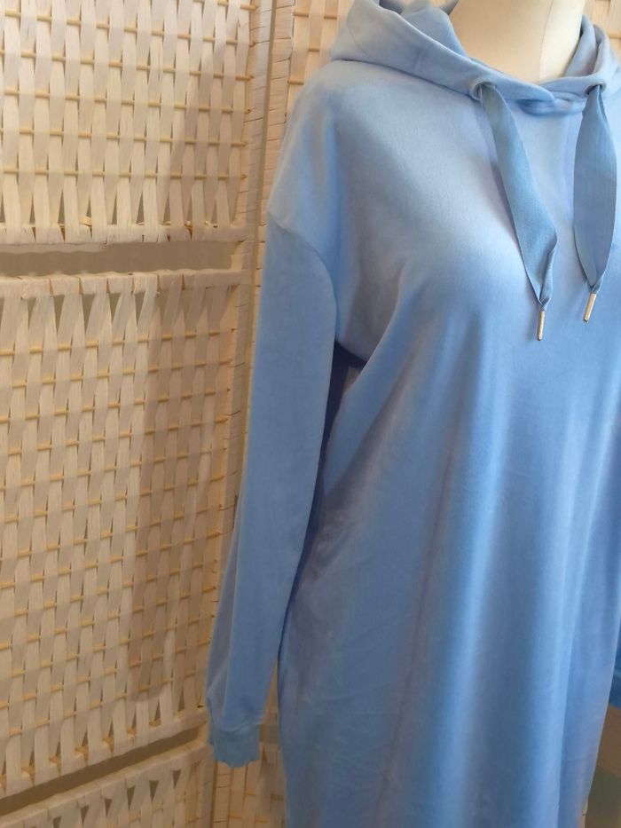 Robe sweat à capuche bleu ciel velours Esmara femme TM / 38 /40 - photo numéro 5