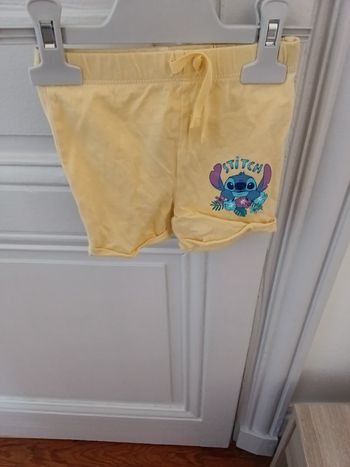 Short Disney jaune et multicolore