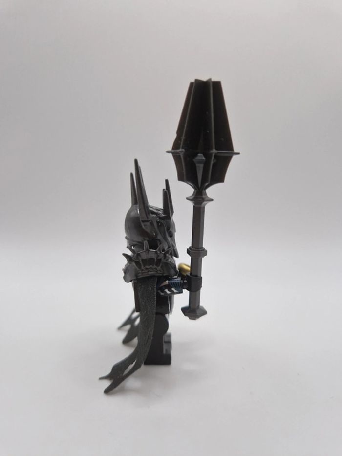 Figurine type lego Sauron avec l'anneau seigneur des anneaux / hobbit - photo numéro 5