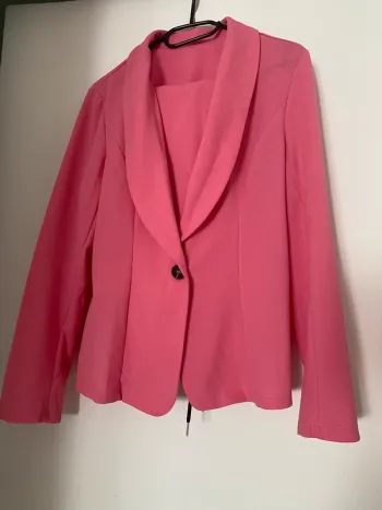 ensemble tailleur rose