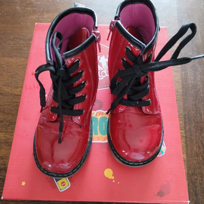 Bottines style Dr Marteens rouges pointure 29 Xti Kids