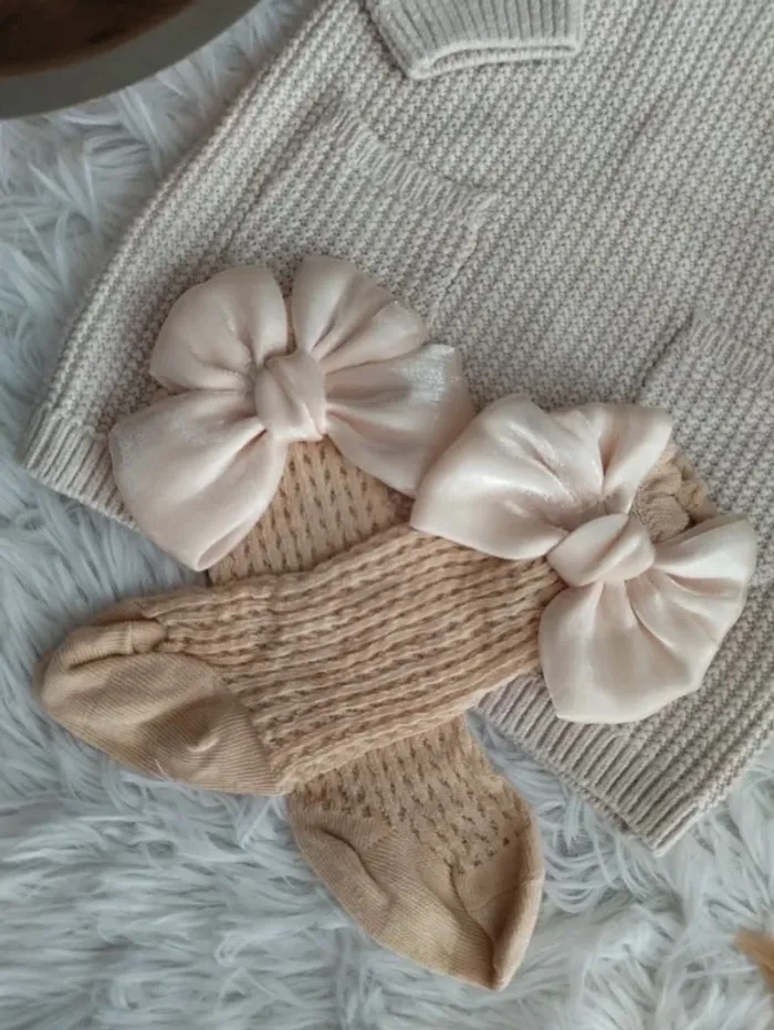 Robe tricot+turban et chaussettes hautes Primark 3 mois 🎀 - photo numéro 4
