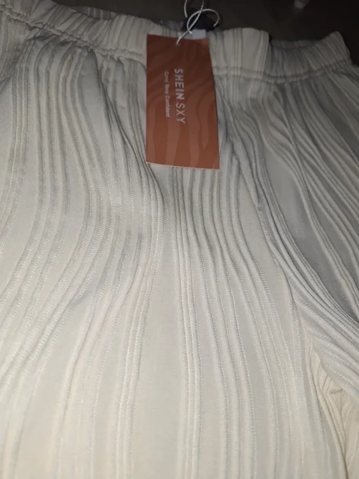 Pantalon - photo numéro 2