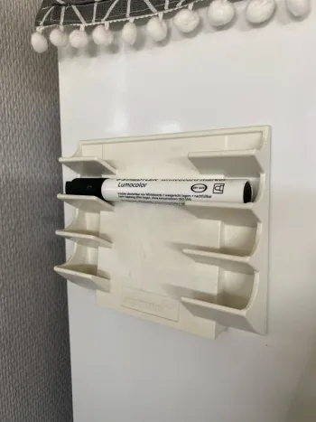 Support magnétique pour feutres