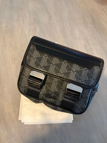 Sacoche Lacoste 