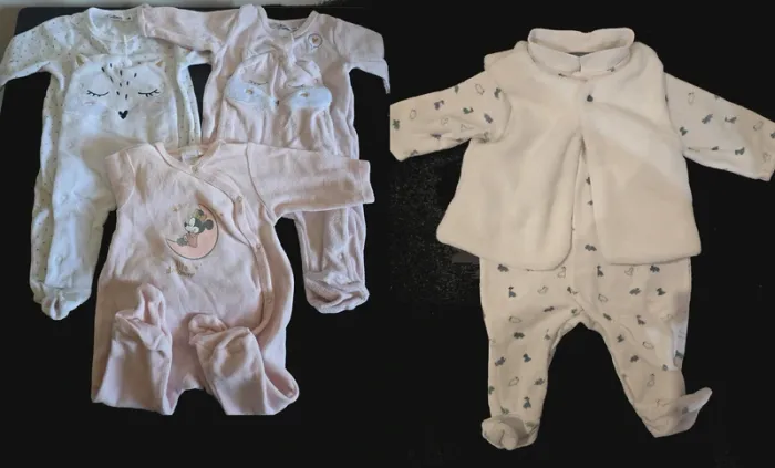 lot de 4 pyjamas 3 mois