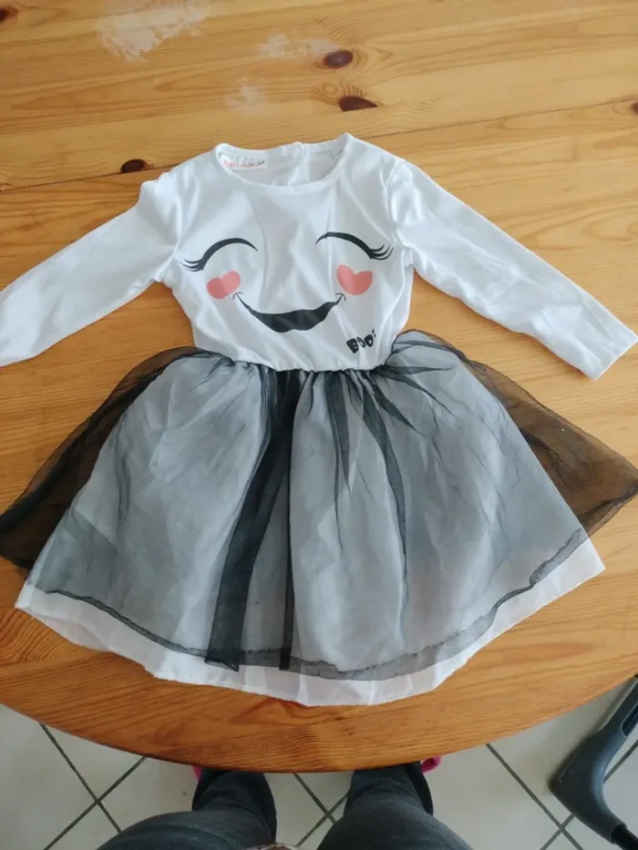 Robe fantôme