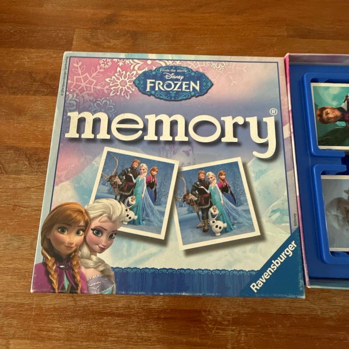 Jeu memory reine des neiges