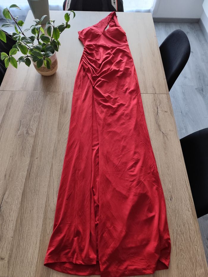 Robe échancrée rouge