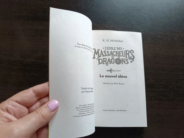 Livre L'ECOLE DES MASSACREURS DE DRAGONS - photo numéro 2