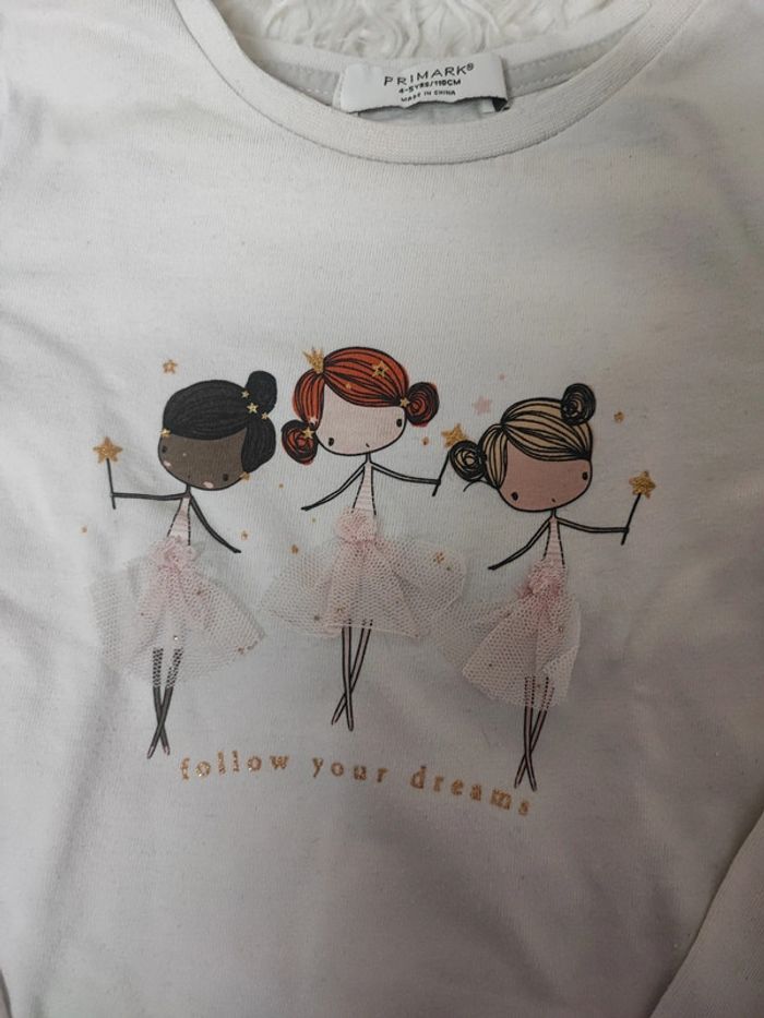 T-shirt manches longues taille 4/5 ans - photo numéro 4