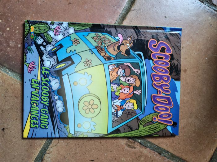 BD Scooby-Doo ! Le Scooby-gang en vacances