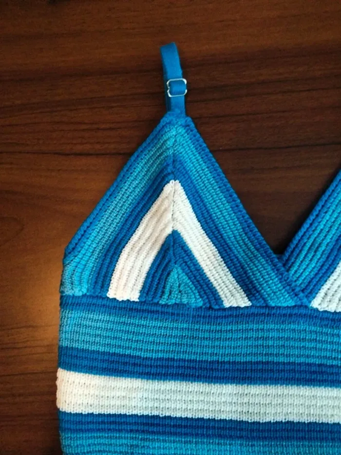 Crop top bleu FB Sister Knitwear taille L - photo numéro 4
