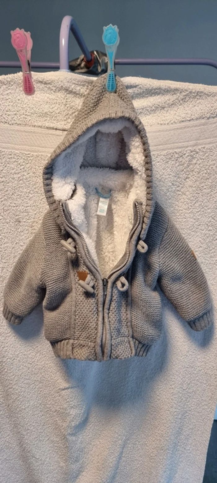 Gilet bébé 3 mois - photo numéro 2