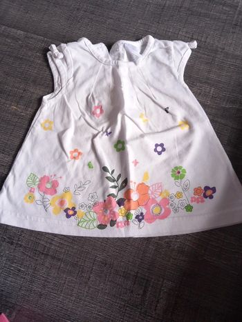 T-shirt taille 74cm c&a