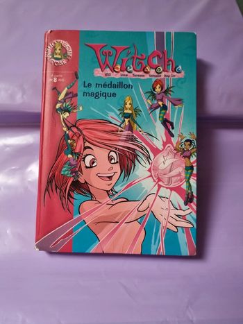 Witch le médaillon magique