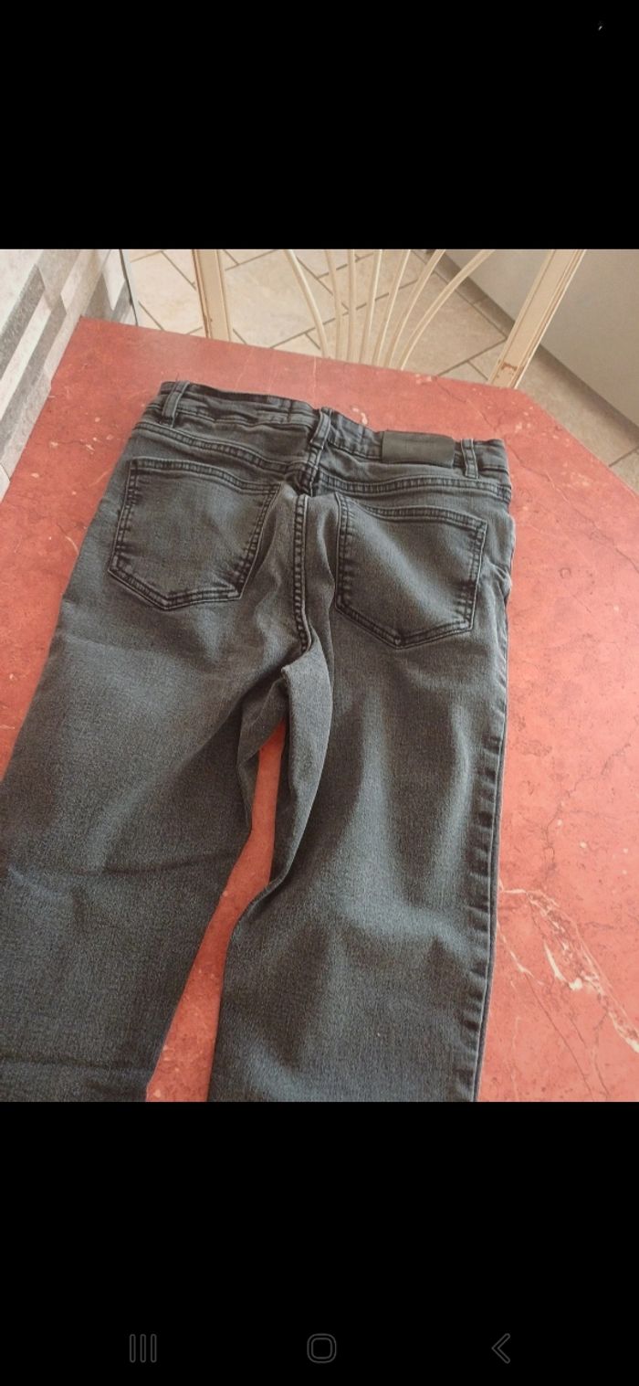 Jean femme taille 38 - photo numéro 3