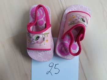 Claquette/sandale fille (pointure 25)