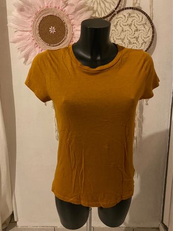 T short moutarde H&M