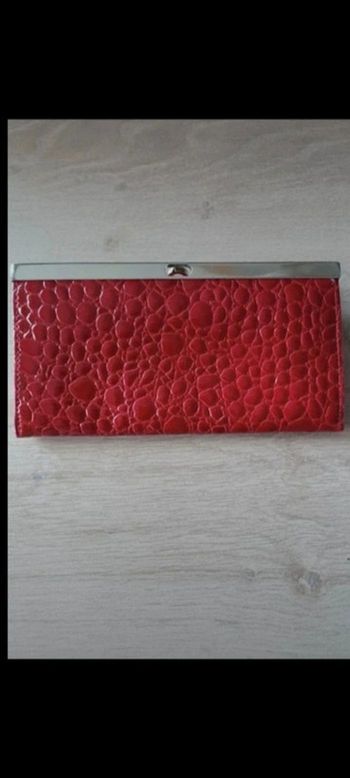 Très chic porte monnaie l oréal neuf