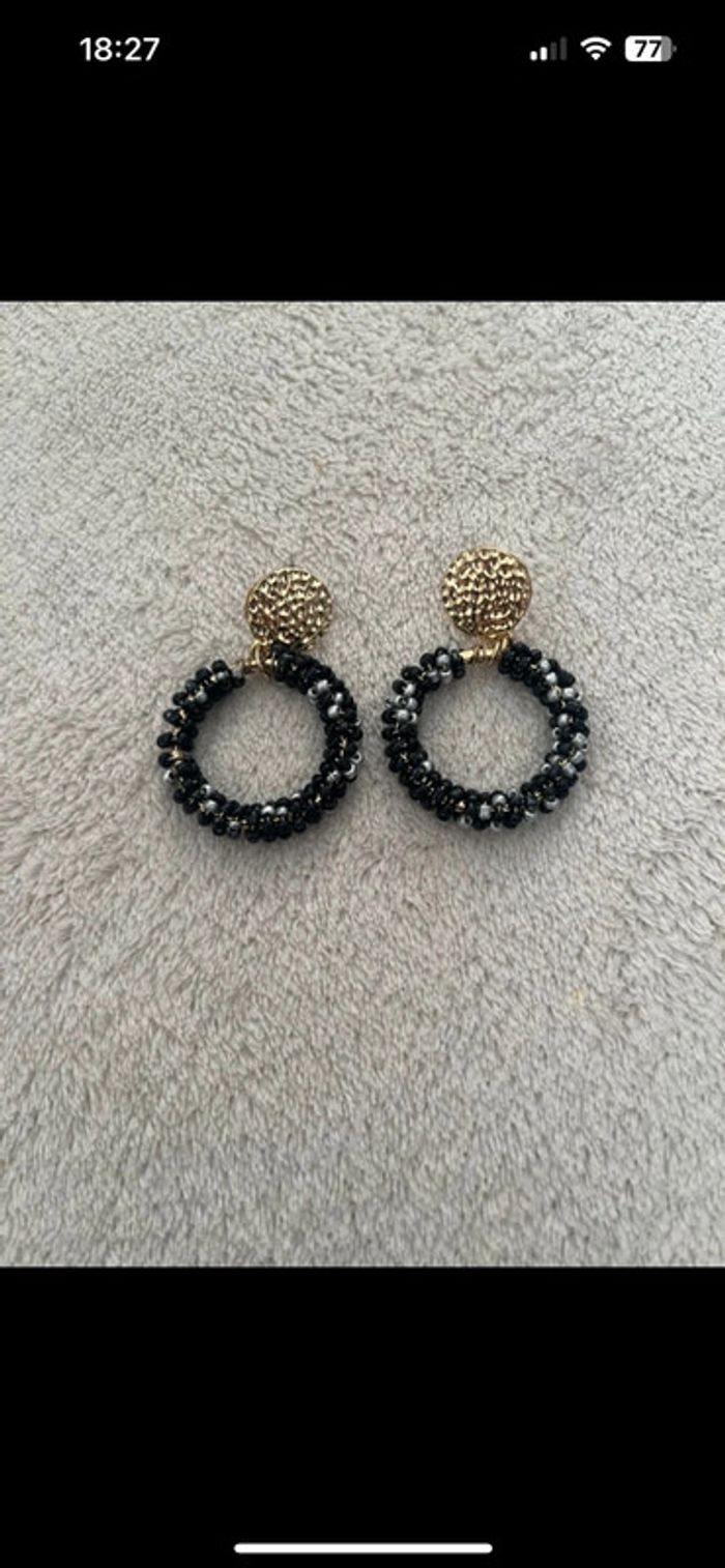 Boucles d’oreilles chic – Originalité et élégance - photo numéro 2