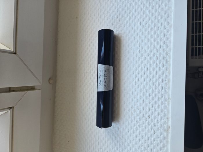 film adhésif permanent bleu marine pour machine de découpe